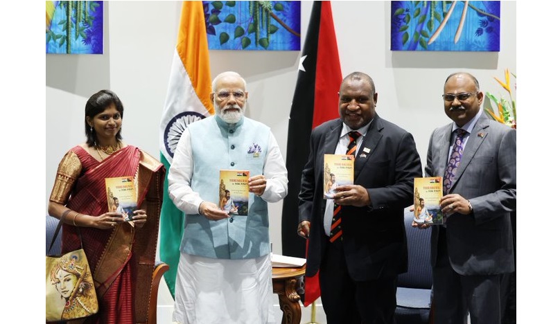 Prime Minister Shri Narendra Modi commended Governor of the West New Britain Province H.E. Sasindran Muthuvel and Mrs. Subha Sasindran for their effort to translate the Thirukkural in Tok Pisin. 